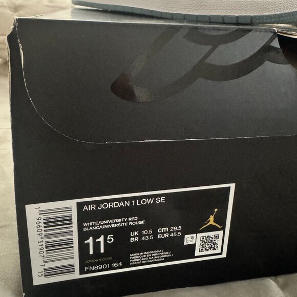 NWT - Men's Air Jordan 1 Low SE 'Philippines' - FN8901-164 - Picture 2 of 9